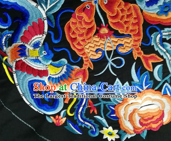 Chinese Traditional Embroidered Goldfish Flowers Pattern Cloth Patch Decoration Embroidery Craft Embroidered Accessories