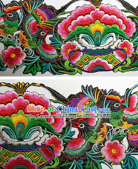 Chinese Traditional Embroidered Pine Birds Pattern Patch Decoration Embroidery Craft Embroidered Accessories