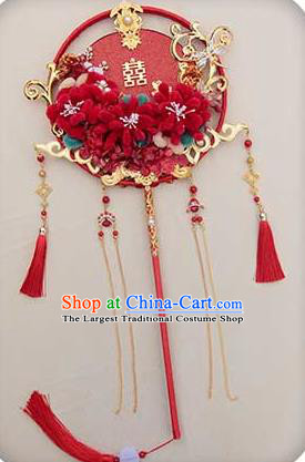 China Traditional Red Velvet Chrysanthemum Fan Handmade Palace Fan Classical Wedding Tassel Circular Fan