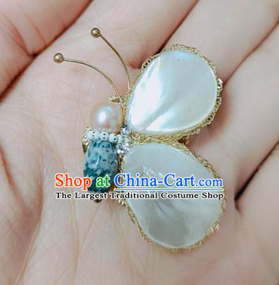 Handmade China Cheongsam Shell Butterfly Breastpin Classical Jewelry Pearl Brooch Accessories