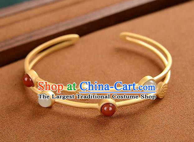 China Handmade White Chalcedony Bracelet Accessories Traditional Golden Bangle Jewelry