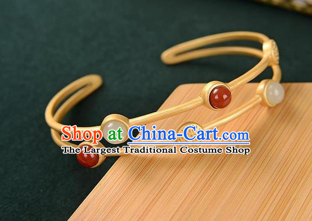 China Handmade White Chalcedony Bracelet Accessories Traditional Golden Bangle Jewelry
