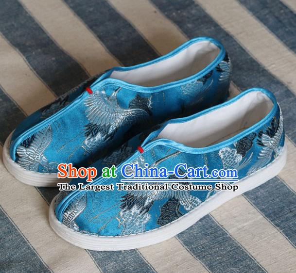 China Handmade Cloth Shoes National Woman Classical Cranes Pattern Blue Shoes